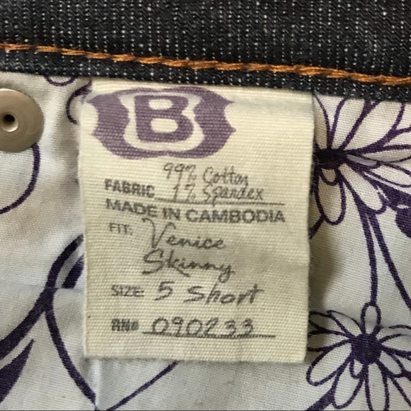 Bullhead- Skinny Jeans - Picture 4 of 7